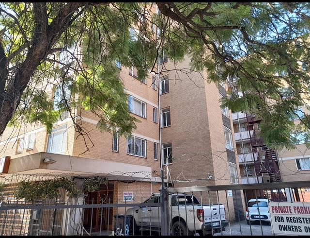 2 BEDROOM FLAT FOR SALE IN SUNNYSIDE